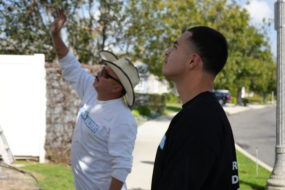 Slide of Modern Builders