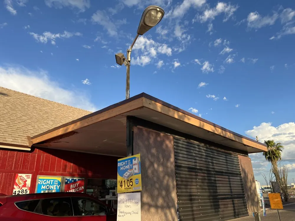 Slide of Modern Desert Roofing