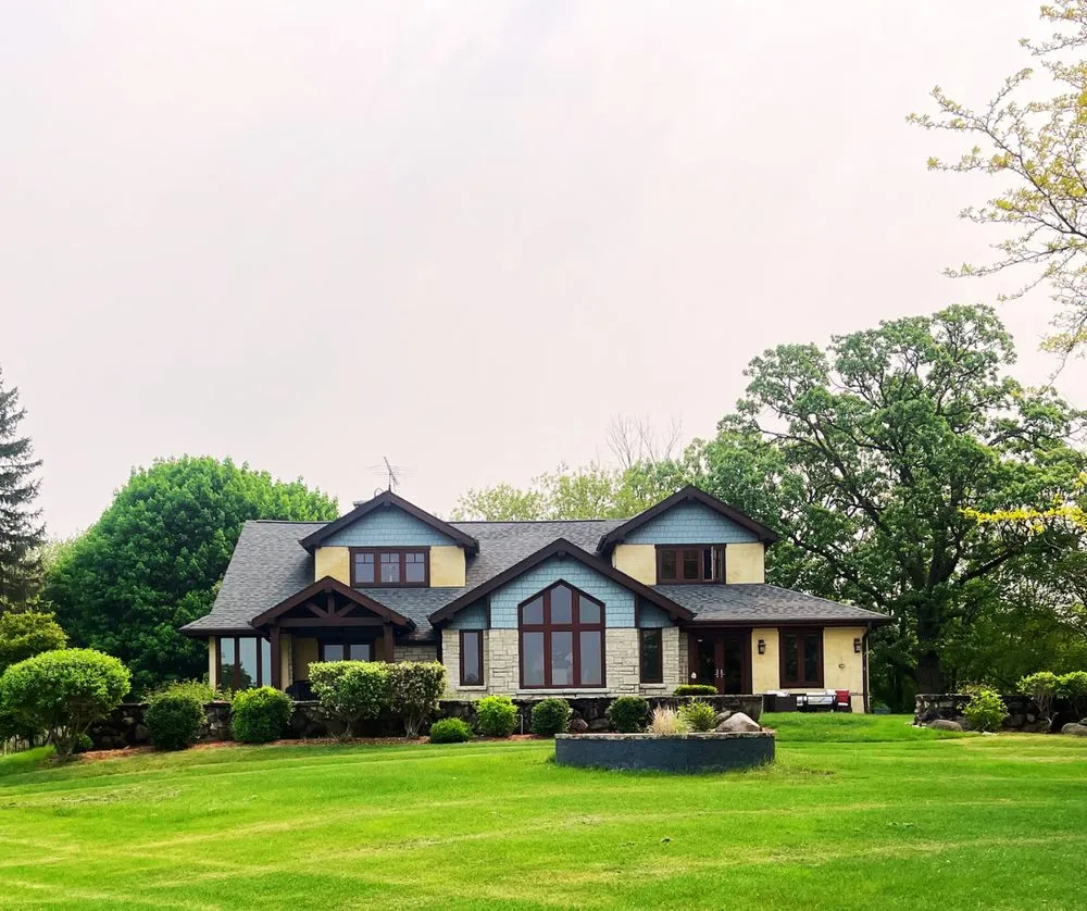 Slide of Modern Exterior