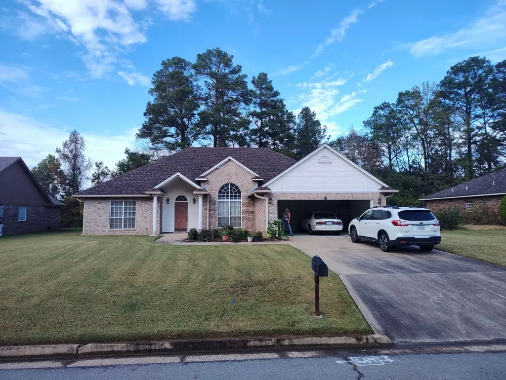 Slide of Modern Home Concepts Roofing and Construction