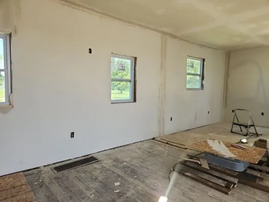 Modern Home Roofing And Construction