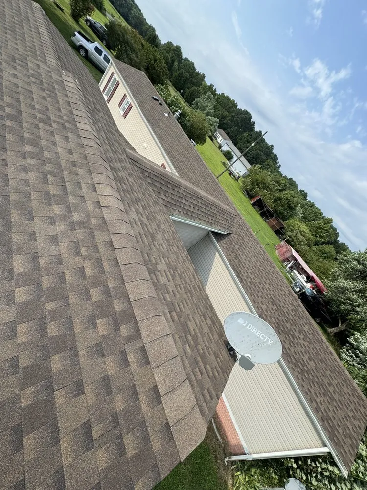 Slide of Modern Lines Construction