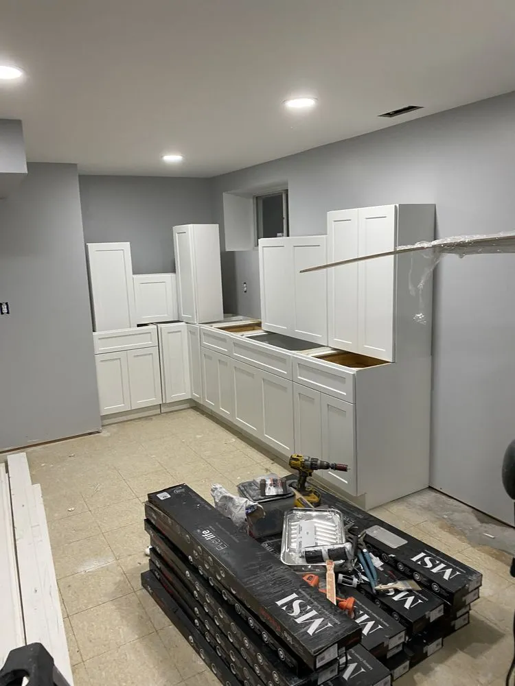 Slide of Modern Lines Construction