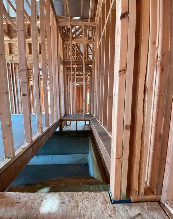 Slide of Modern Made General Construction