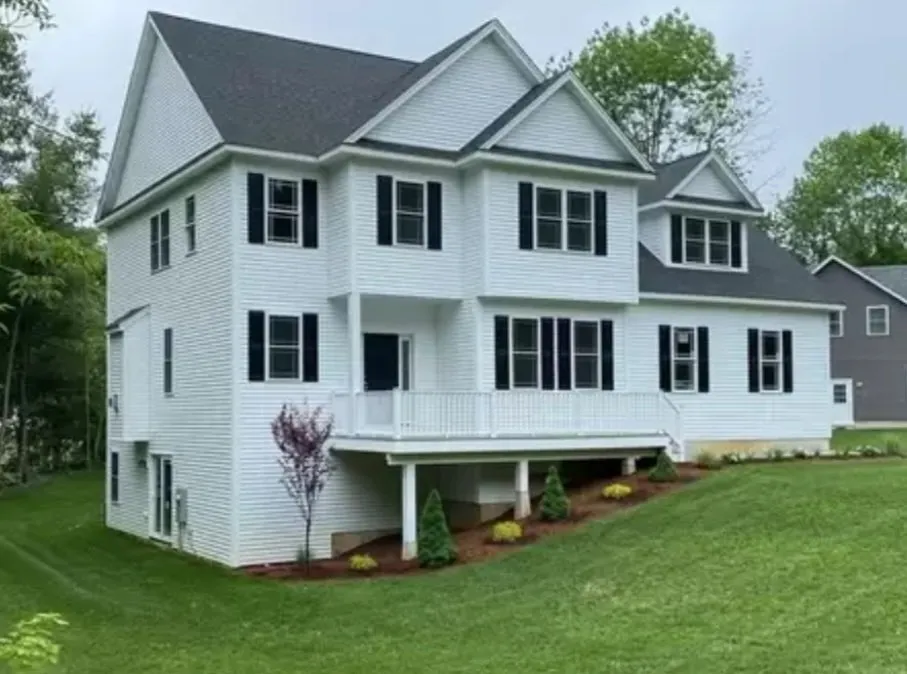 Slide of Modern Remodel Build & Design