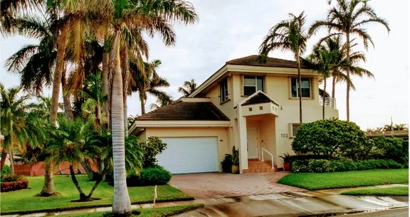 Slide of Modern Remodeling