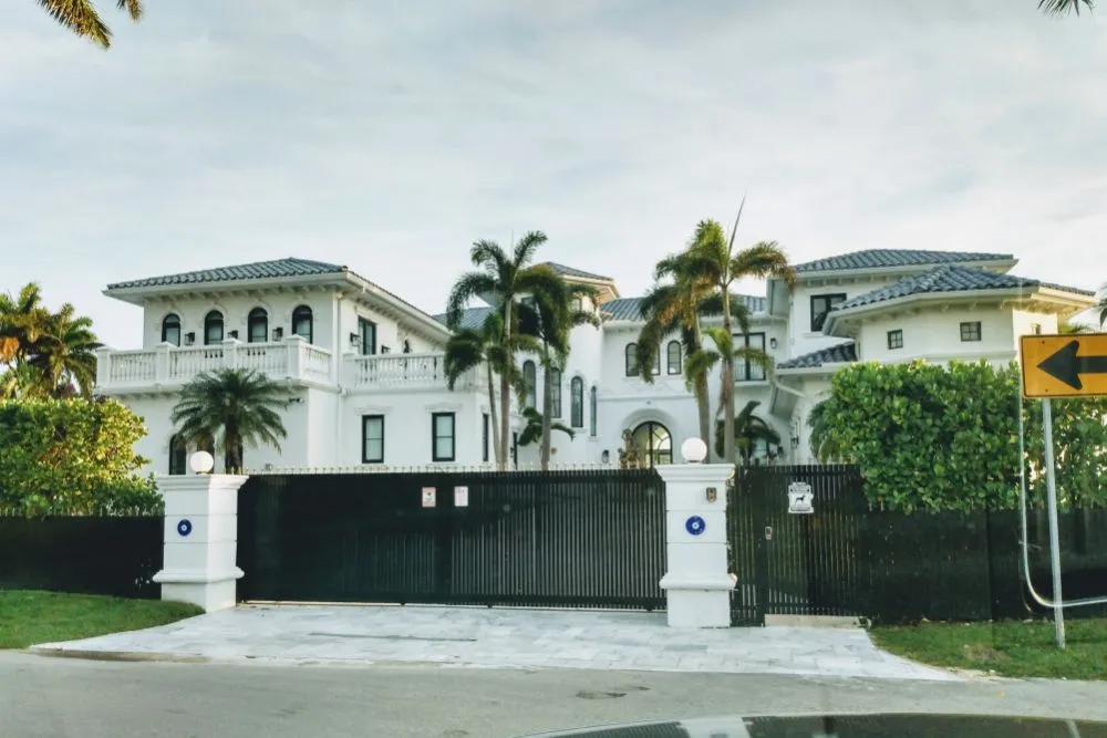 Slide of Modern Remodeling