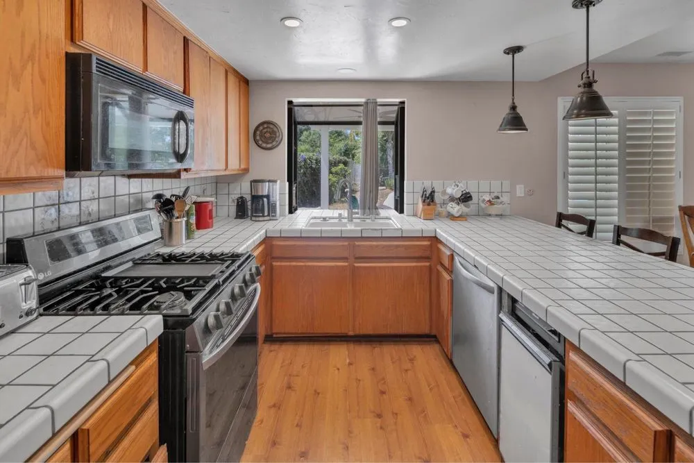 Slide of Modern Remodeling