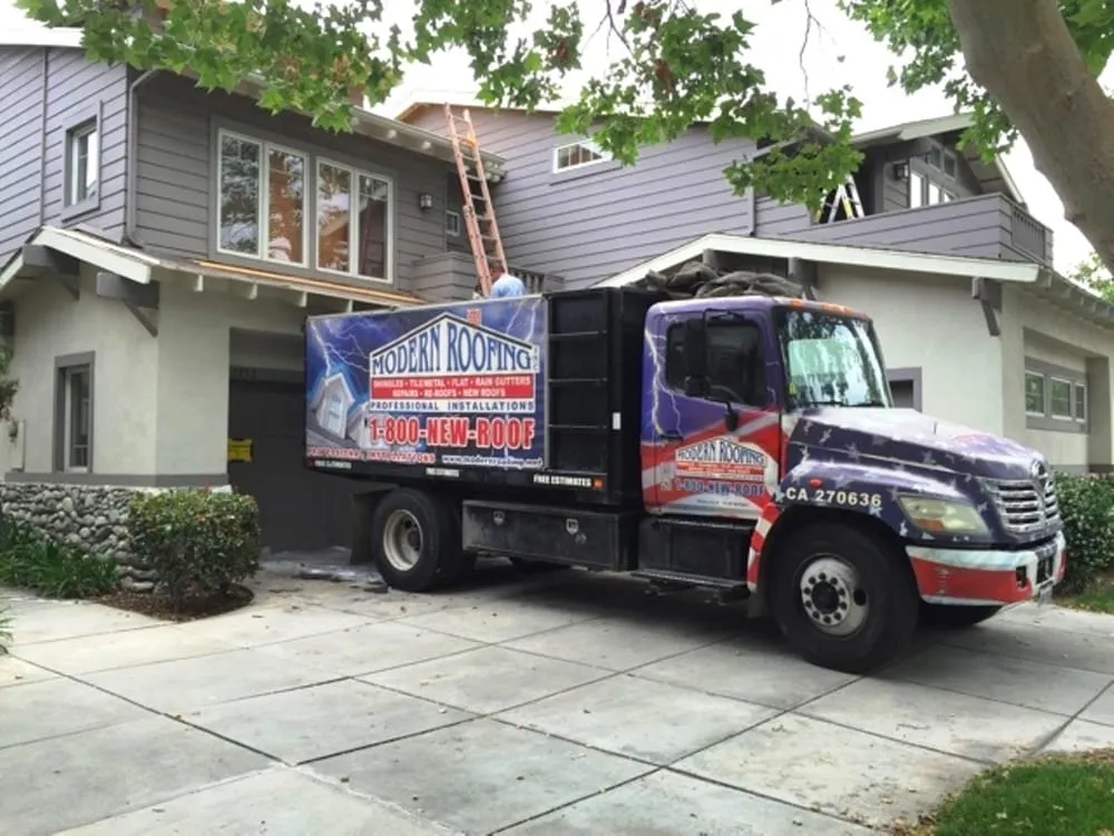 Slide of Modern Roofing Inc