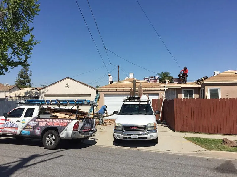 Slide of Modern Roofing Inc