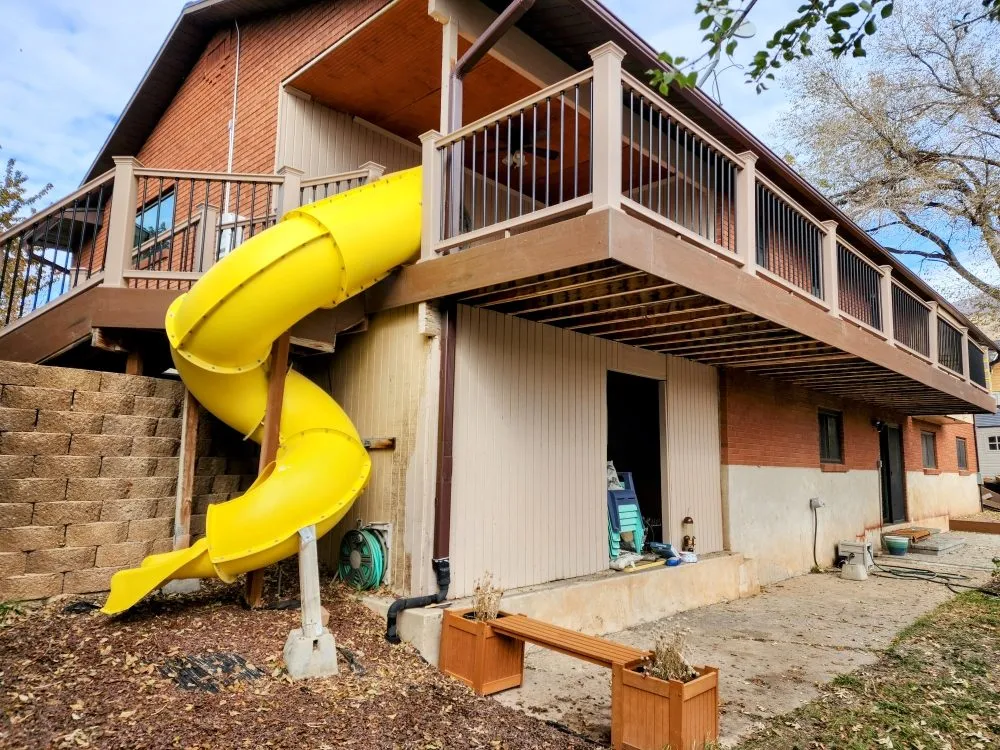 Slide of Modern Rustic Builders