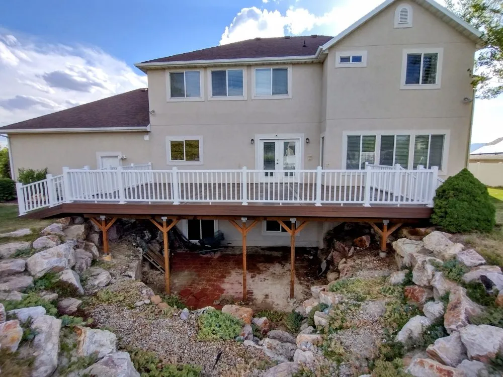 Slide of Modern Rustic Builders