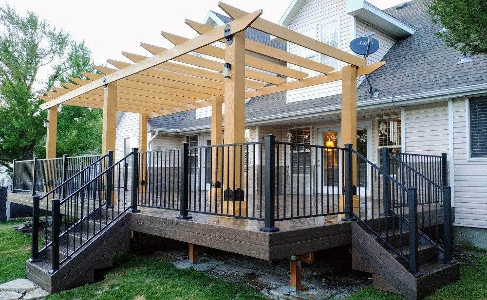 Slide of Modern Rustic Builders