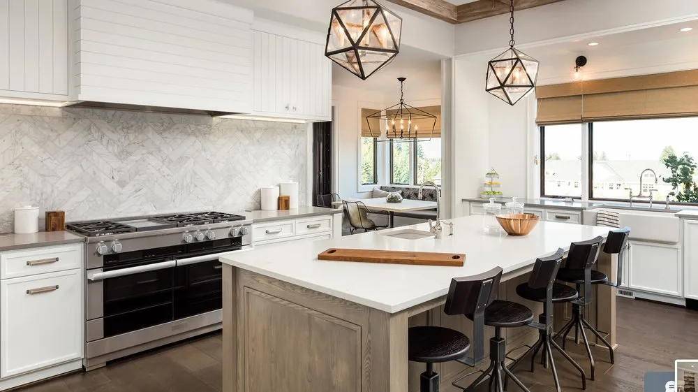 Slide of Modern Solutions Construction