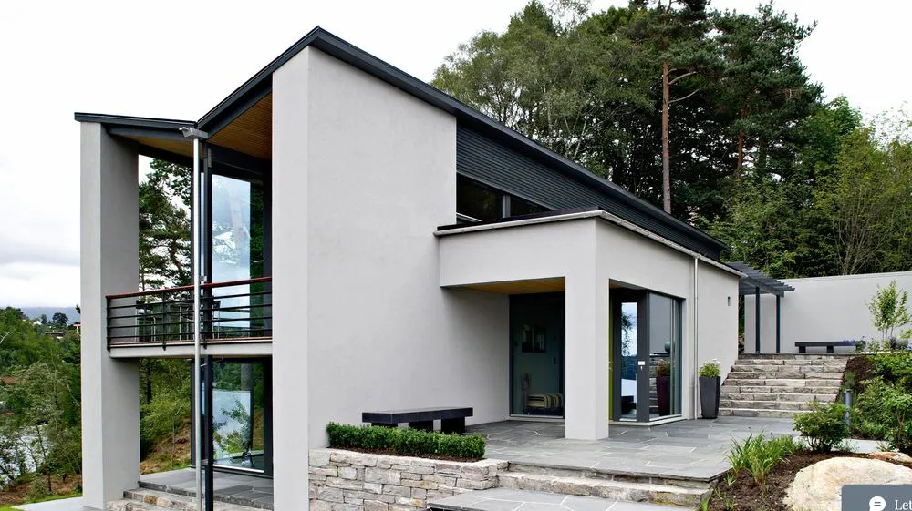 Slide of Modern Solutions Construction