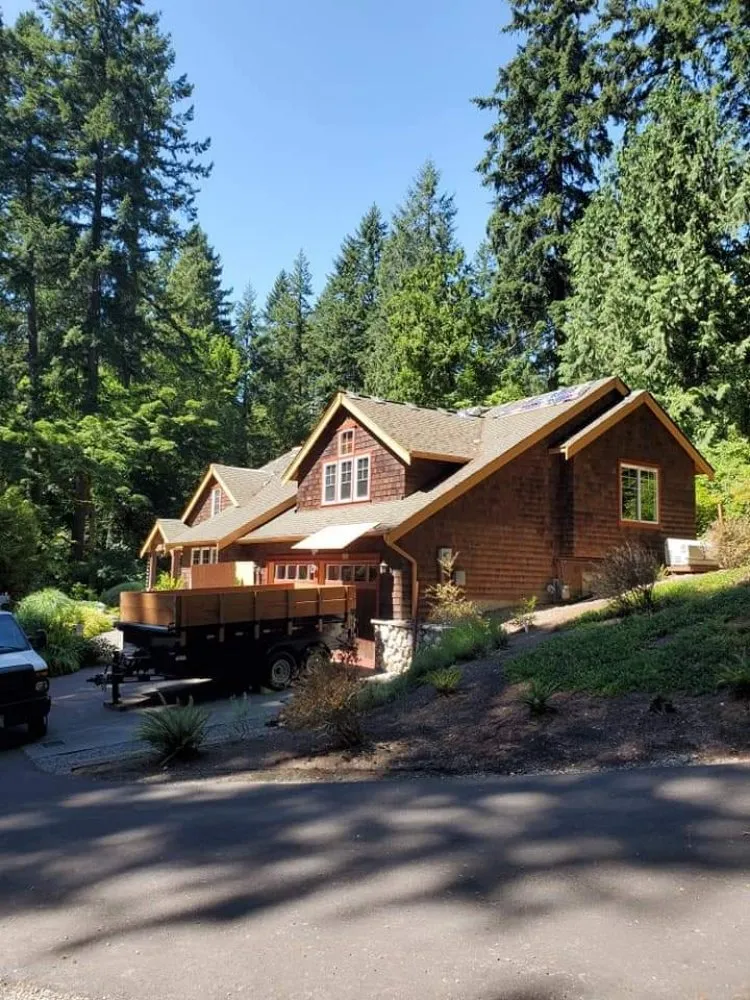 Slide of Moe Roofing