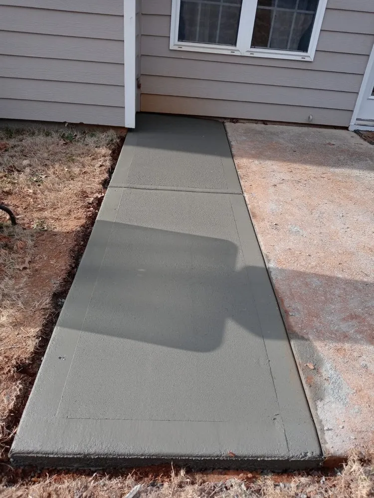 Slide of Molina Construction