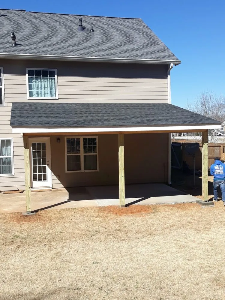 Slide of Molina Construction