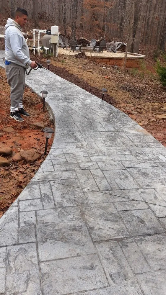 Slide of Molina Construction