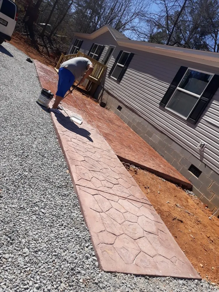 Slide of Molina Construction