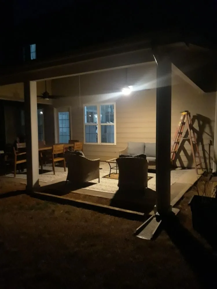 Slide of Molina Construction