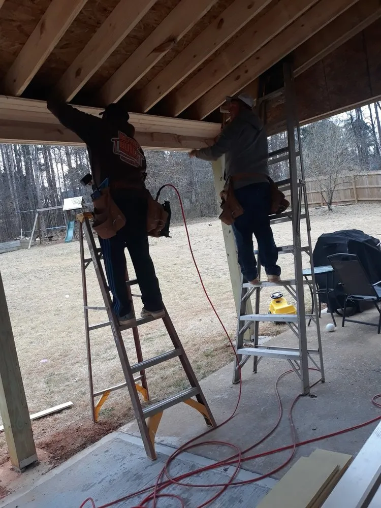 Slide of Molina Construction