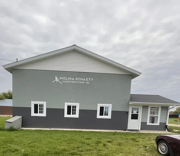 Slide of Molina Dynasty Construction