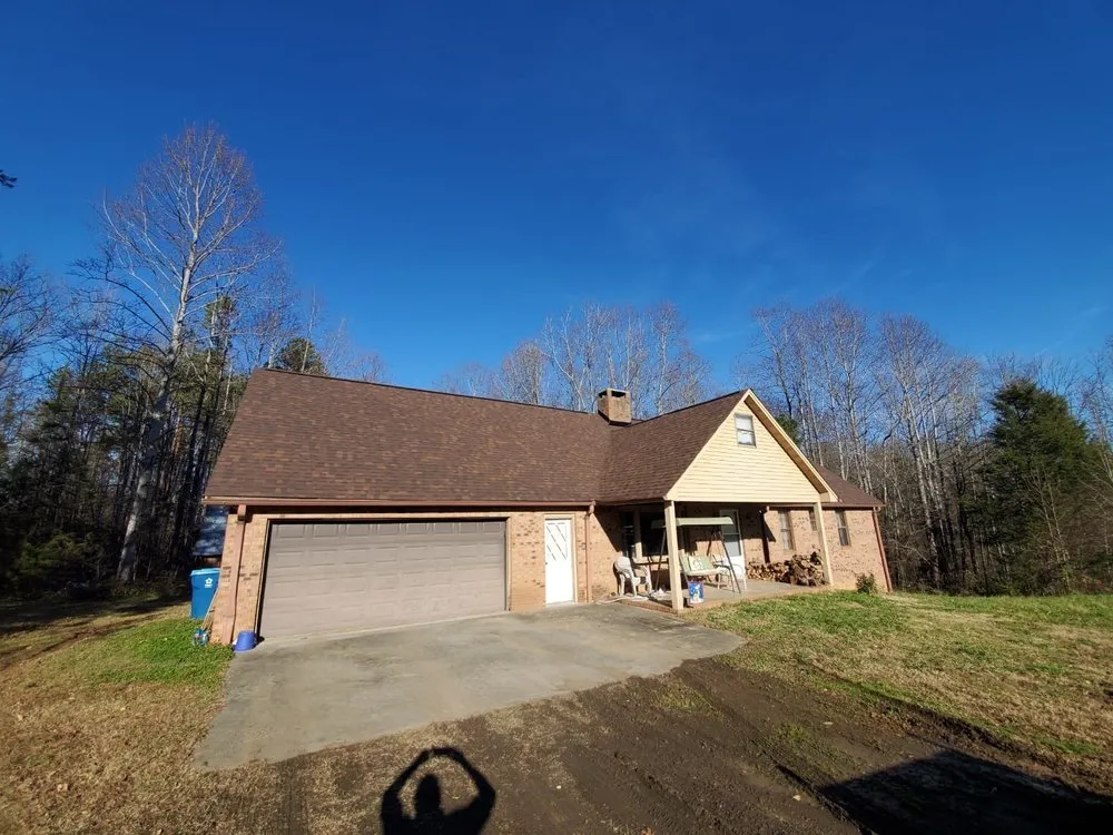 Slide of Molinas Home Repairs