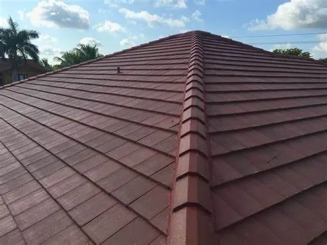 Slide of Molina’s Roofing