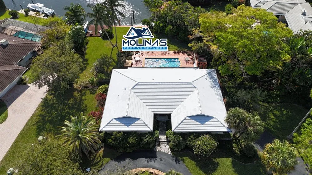 Slide of Molina's Roofing Services