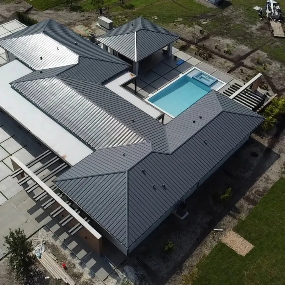 Slide of Molina's Roofing Services