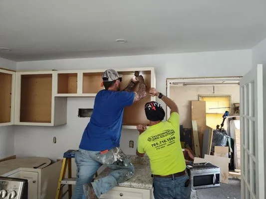 Mom & Pop Construction