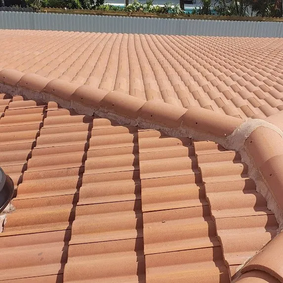 Slide of Mompie Construction Corp