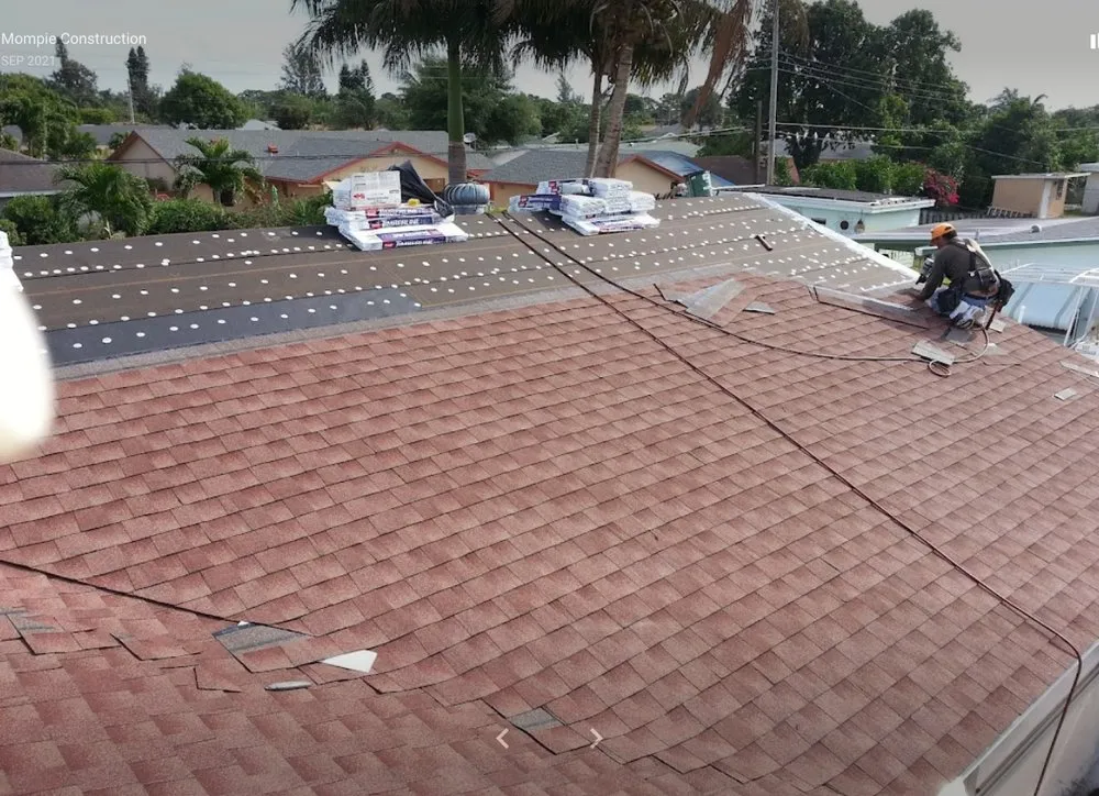 Slide of Mompie Construction Corp