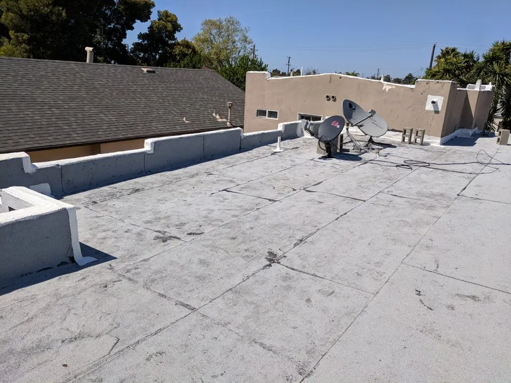 Slide of Monarca General Construction