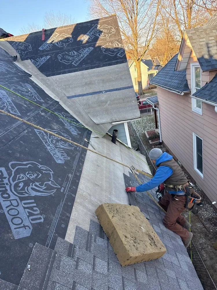 Slide of Monarca Roofing and Exteriors