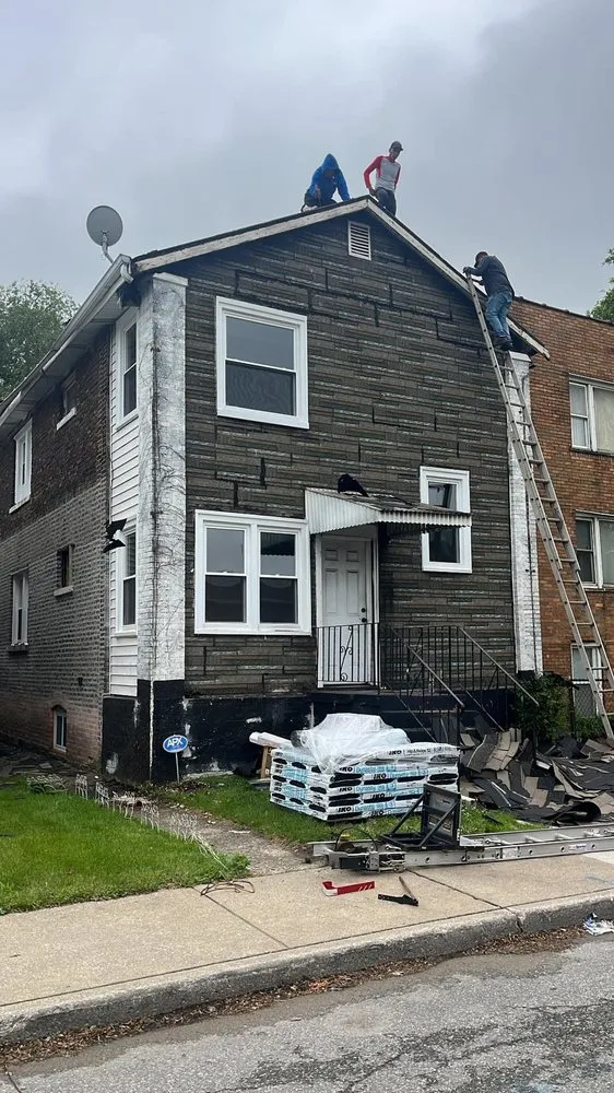 Slide of Monarca Roofing and Exteriors