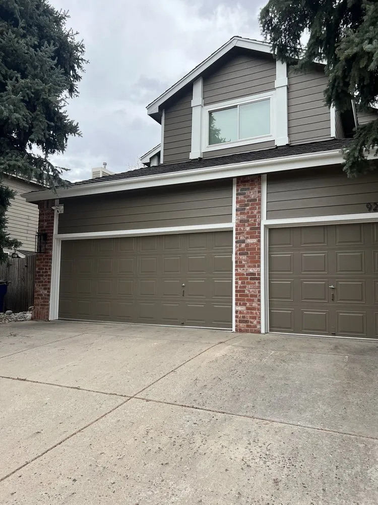 Slide of Monarch Construction & Roofing