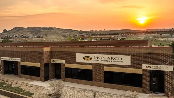 Monarch Construction & Roofing