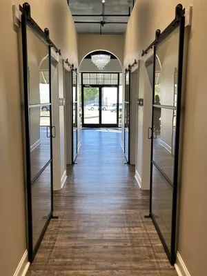 Monarch Contracting Solutions Logo