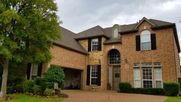 Monarch Roofing and Construction