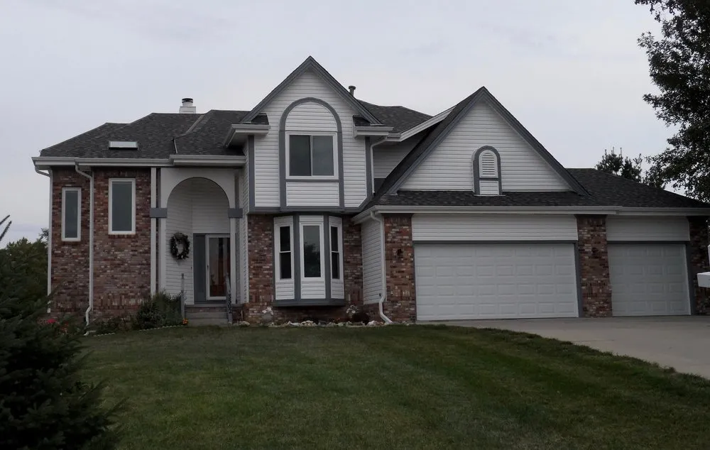 Slide of Monarch Siding, Windows, & Roofing