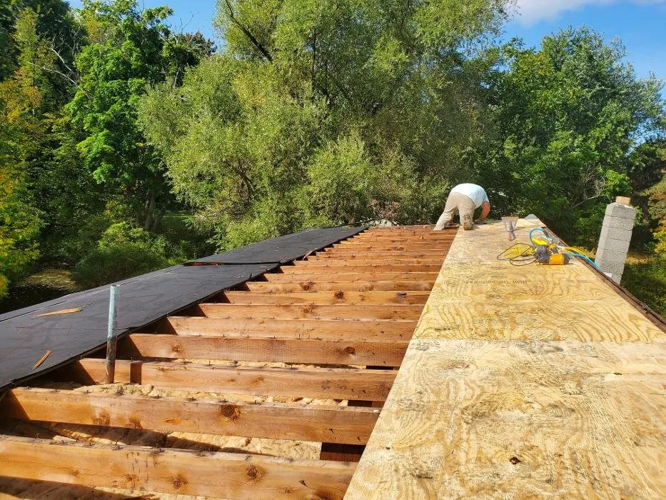 Slide of Monarque Roofing & Waterproofing