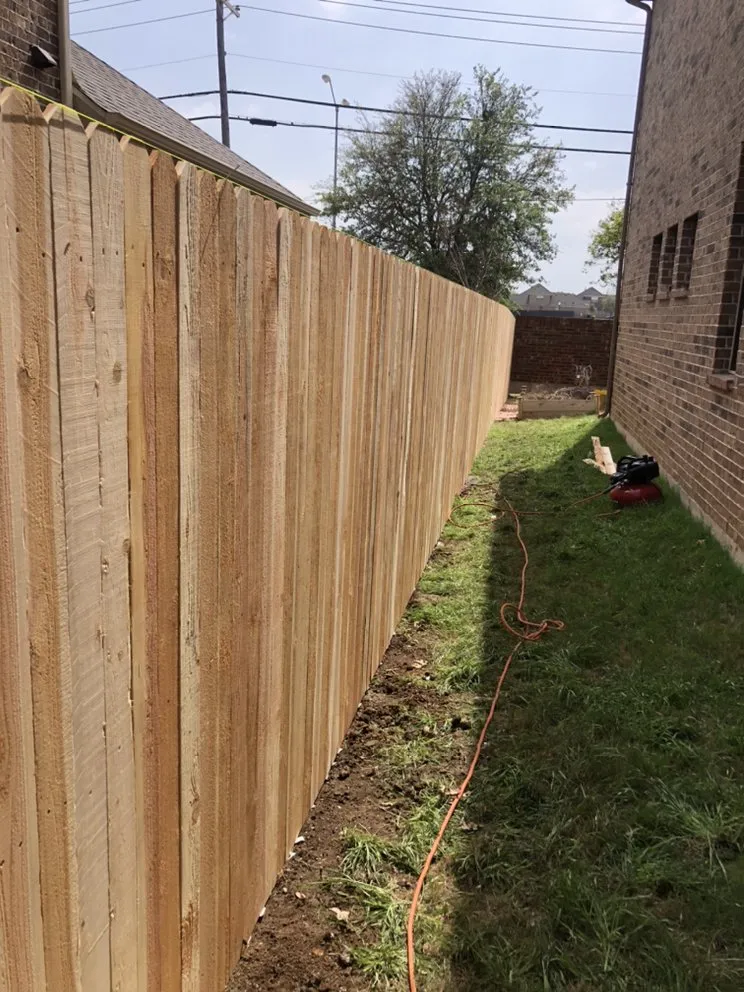 Slide of Monasterio Fencing