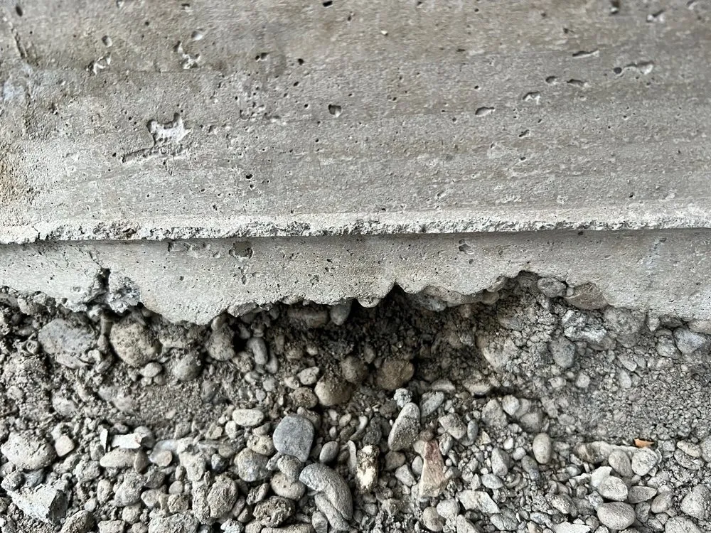 Slide of Monazi Construction