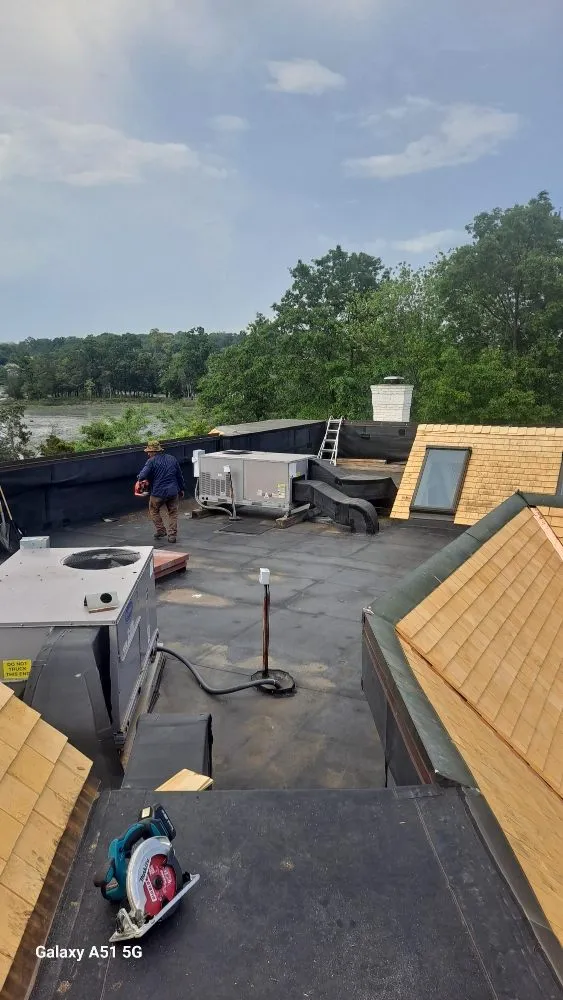 Slide of Monge Home Improvements