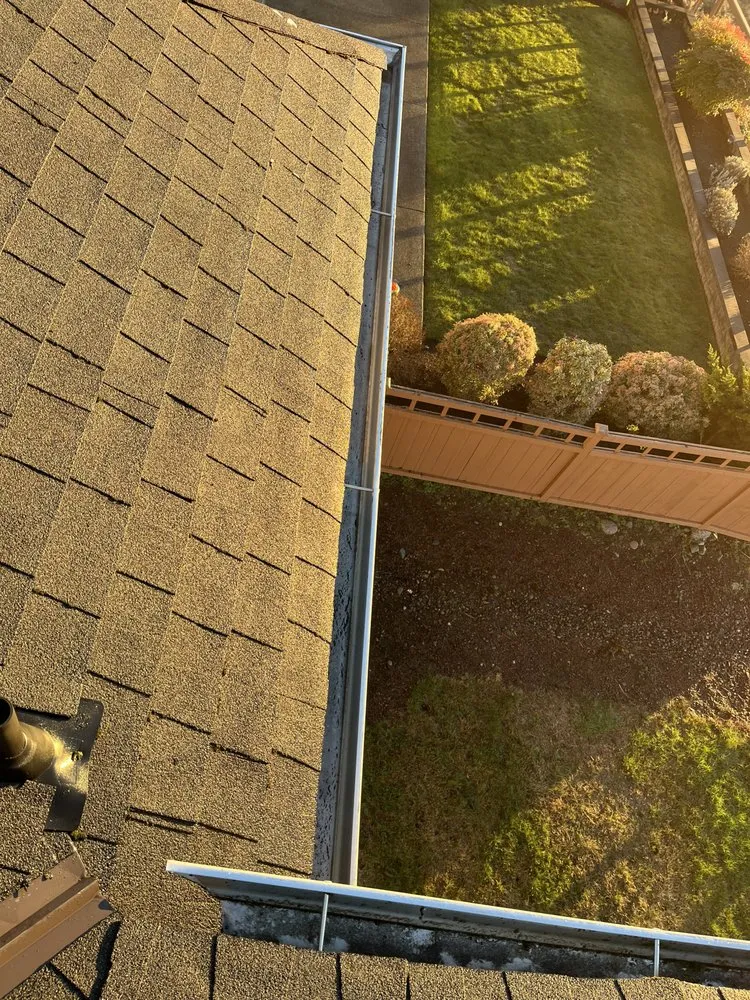 Slide of Monsoon Roofing & Gutter Pros