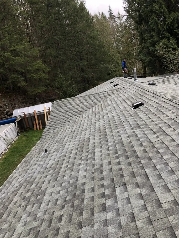 Slide of Montalvo Construction