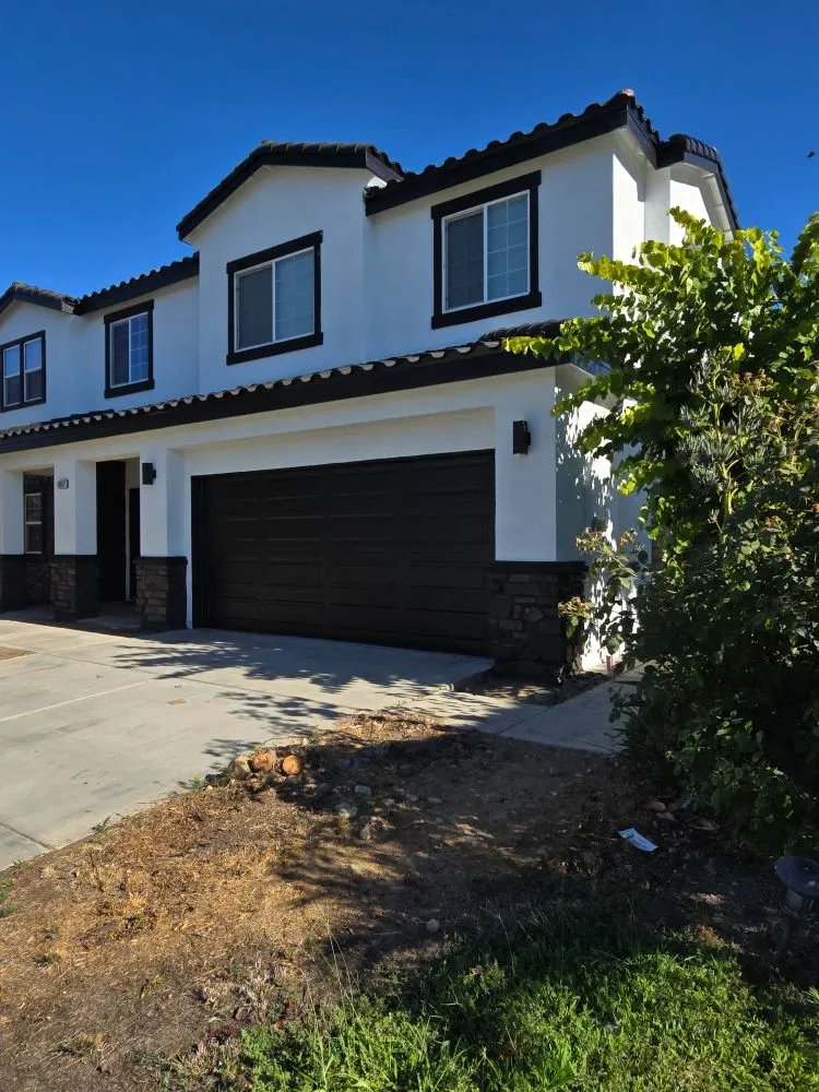 Slide of Montano Construction