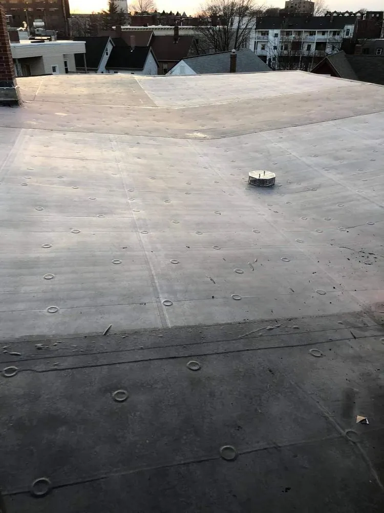 Slide of Montbros Builders